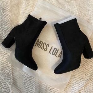 Black Booties - Ivone 5.5 Miss Lola